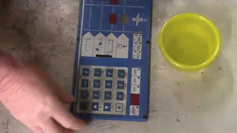 Testing and Replacing the Membrane Keypad